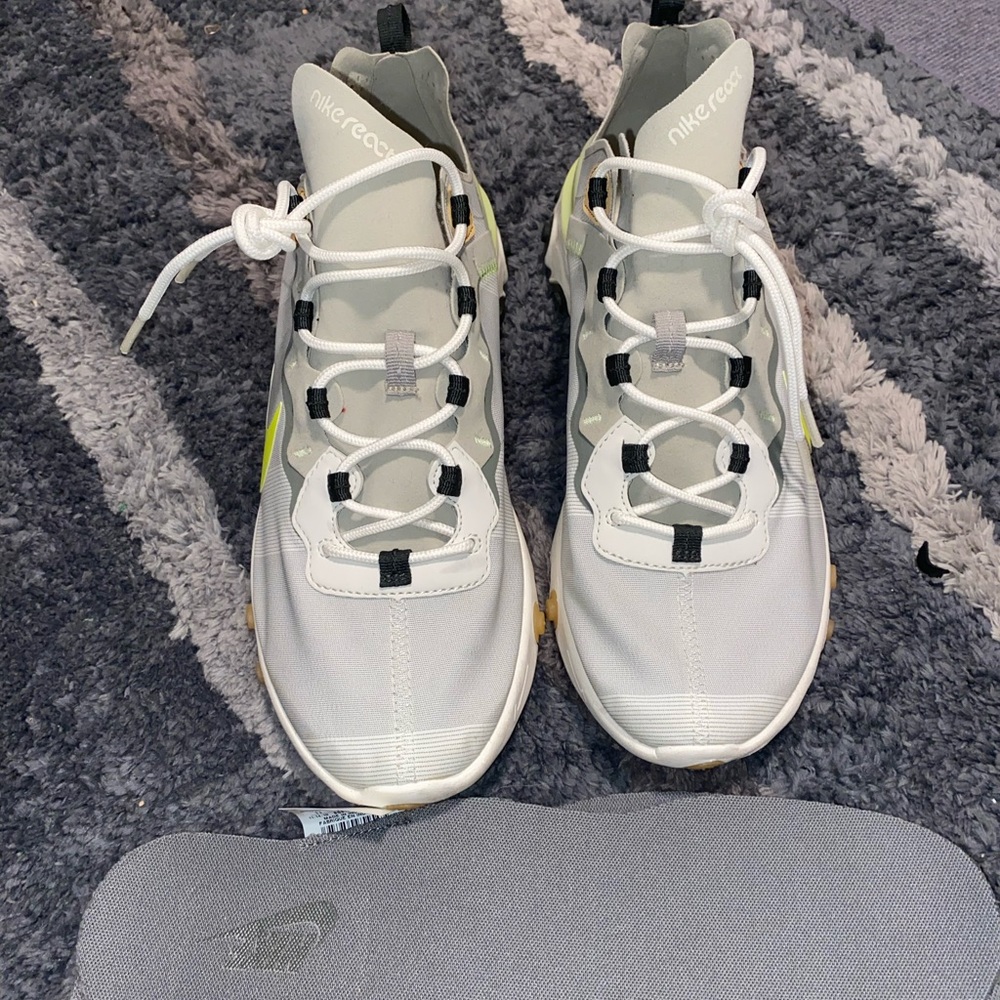 Nike React Element trainer/running shoes
